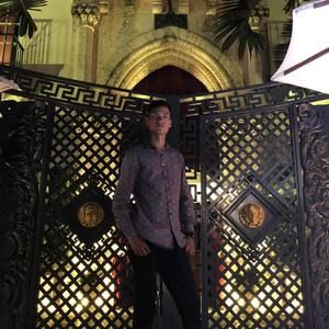 Meet your Posher, Joel